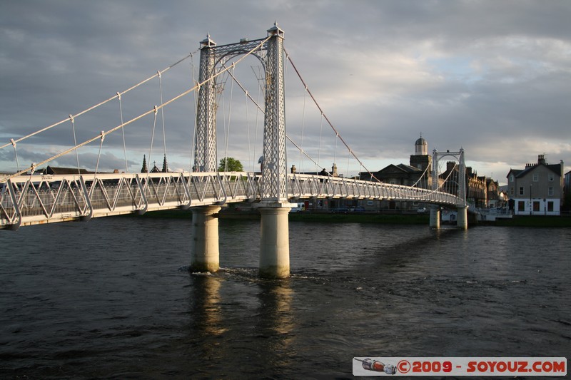 Inverness - Greig Street Bridge
South Kessock, Highland, Scotland, United Kingdom
Mots-clés: Pont sunset