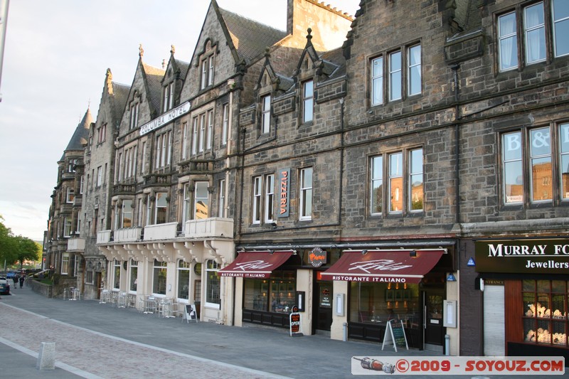 Inverness
Ness Walk, Highland IV3 5, UK
Mots-clés: sunset