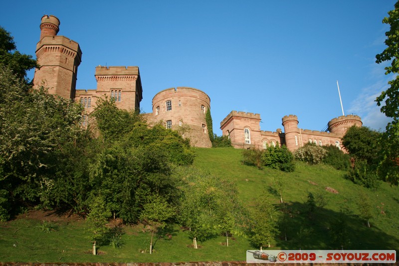 Inverness Castle
Castle Rd, Highland IV2 4, UK
Mots-clés: chateau sunset