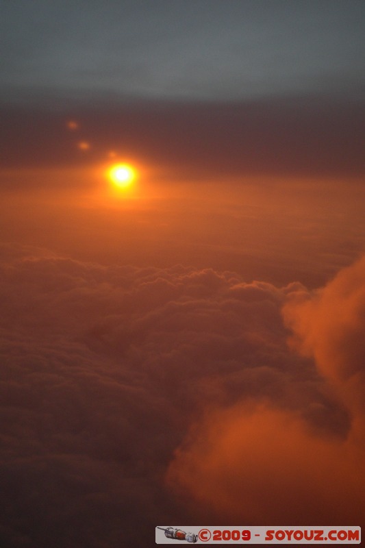 Vol Edinburgh - Geneve - Sunset
Donci?res, Vosges, Lorraine, France
Mots-clés: sunset