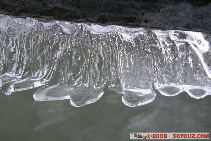 Berne - Simsonbrunnen - Glace
Mots-clés: Neige Fontaine