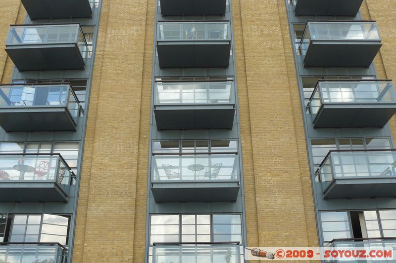 London - Southwark - Shad Thames
Maguire St, Camberwell, Greater London SE1 2, UK
Mots-clés: Shad Thames