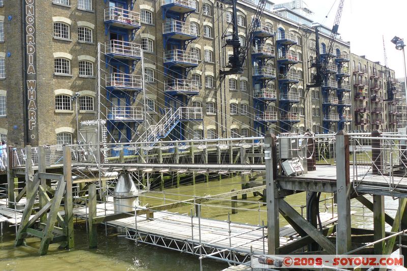 London - Southwark - St Saviour's Dock
Maguire St, Camberwell, Greater London SE1 2, UK
Mots-clés: Pont