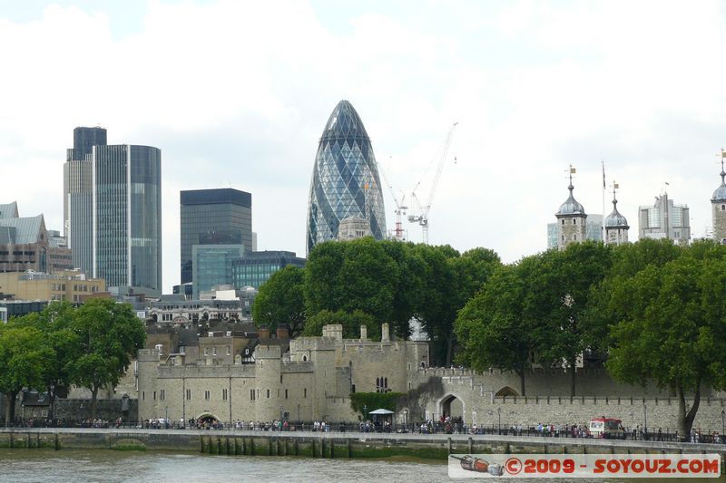 London - Tower Hamlets - Tower of London and the Gherkin
A100, Finsbury, Greater London SE1 2, UK
Mots-clés: chateau Tower of London patrimoine unesco the Gherkin