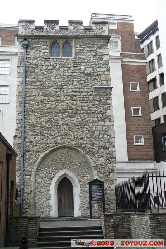London - The City - All Hallows Staining Church tower
Mark Ln, City of London, EC3R 7, UK
Mots-clés: Eglise Ruines
