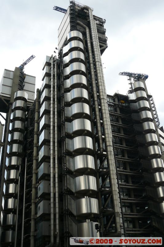 London - The City - Lloyd's Building
Leadenhall St, City of London, EC3M 7, UK
Mots-clés: Lloyd's Building
