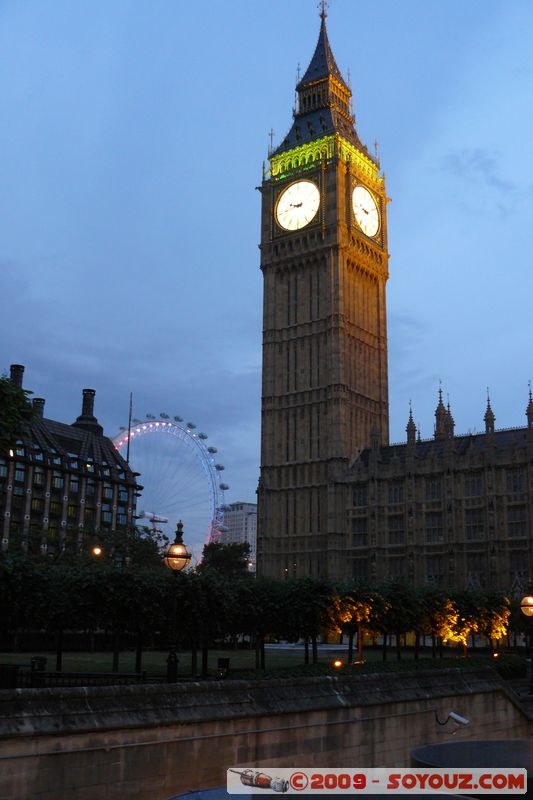 London - Westminster - Big Ben at Dusk
St Margaret St, Westminster, London SW1A 2, UK
Mots-clés: Big Ben Horloge patrimoine unesco Nuit Palace of Westminster