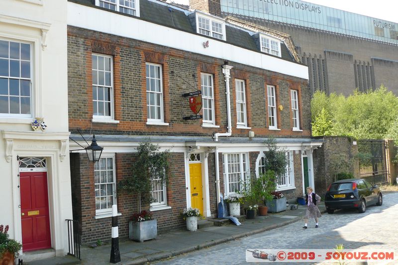 London - Southwark
Bankside Jetty, Camberwell, Greater London SE1 9, UK
