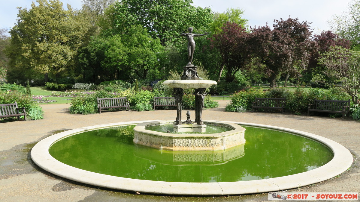 London - Hyde Park
Mots-clés: England GBR geo:lat=51.50373833 geo:lon=-0.15537933 geotagged Knightsbridge Knightsbridge and Belgravia Ward Royaume-Uni London Londres Hyde Park Fontaine