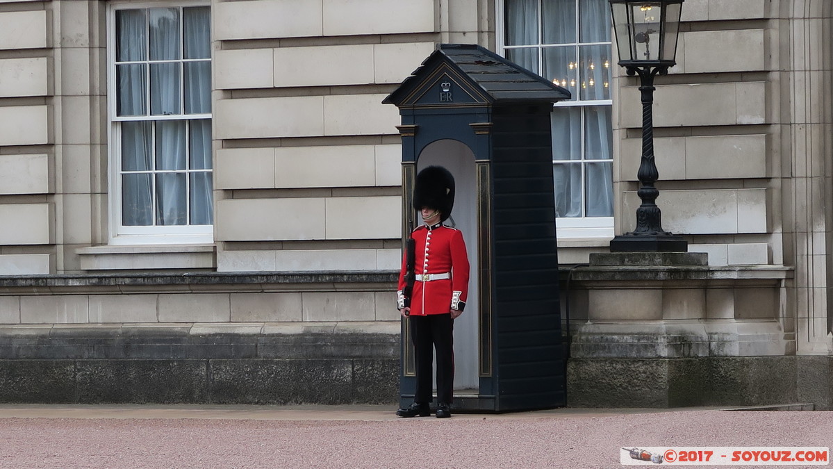 London - Buckingham Palace - Changing of the Guard
Mots-clés: England GBR geo:lat=51.50200804 geo:lon=-0.14157536 geotagged Royaume-Uni St James's St. James's Ward London Londres Buckingham Palace