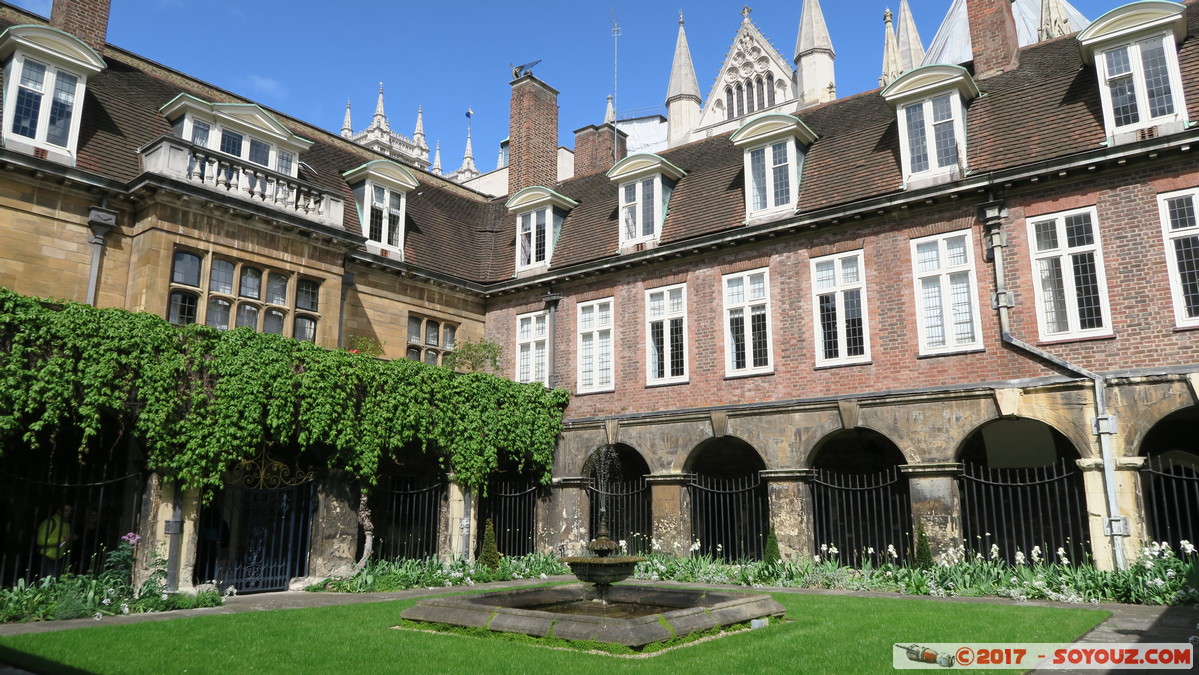 London - Westminster Abbey - College Gardens
Mots-clés: City of Westminster England GBR geo:lat=51.49857643 geo:lon=-0.12726476 geotagged Royaume-Uni St. James's Ward London Londres Eglise Monastere Westminster Abbey patrimoine unesco