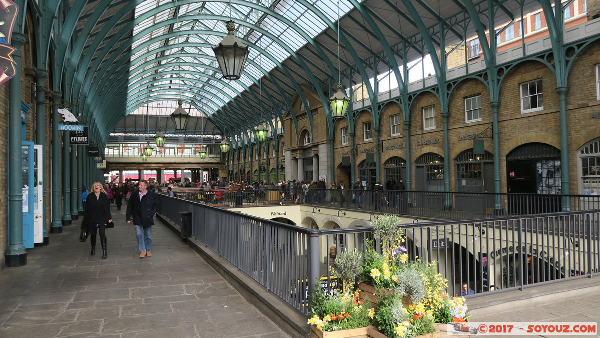 London - Covent Garden Market
Mots-clés: Covent Garden England GBR geo:lat=51.51162833 geo:lon=-0.12318417 geotagged Royaume-Uni St. James's Ward London Londres