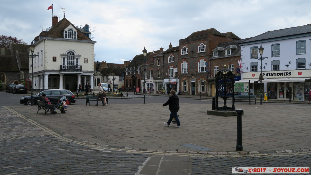 Wallingford - Market Place - Town Hall
Mots-clés: England GBR geo:lat=51.60022242 geo:lon=-1.12442106 geotagged Royaume-Uni Wallingford Oxfordshire Midsomer Town Hall