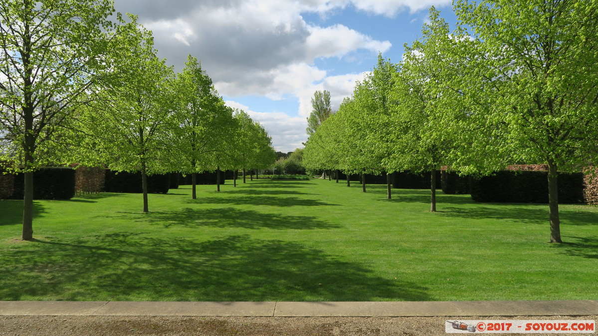 Great Haseley - Manor
Mots-clés: England GBR geo:lat=51.71022713 geo:lon=-1.07000170 geotagged Great Haseley Royaume-Uni Oxfordshire Midsomer chateau Parc