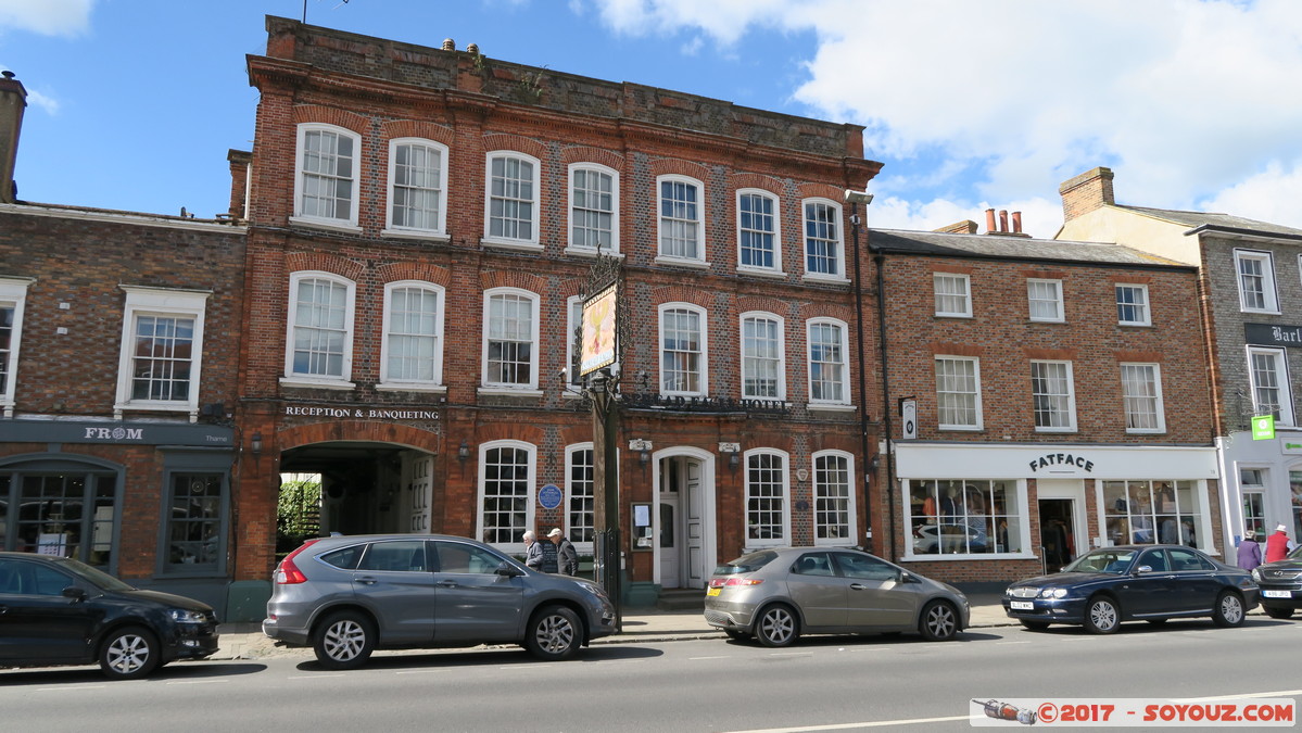 Thame - Spread Eagle
Mots-clés: England GBR geo:lat=51.74695833 geo:lon=-0.97761417 geotagged Royaume-Uni Thame Oxfordshire Midsomer Cornmarket Spread Eagle pub