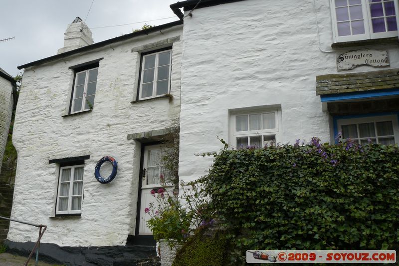 Polperro
Quay Rd, Looe, Cornwall PL13 2, UK
