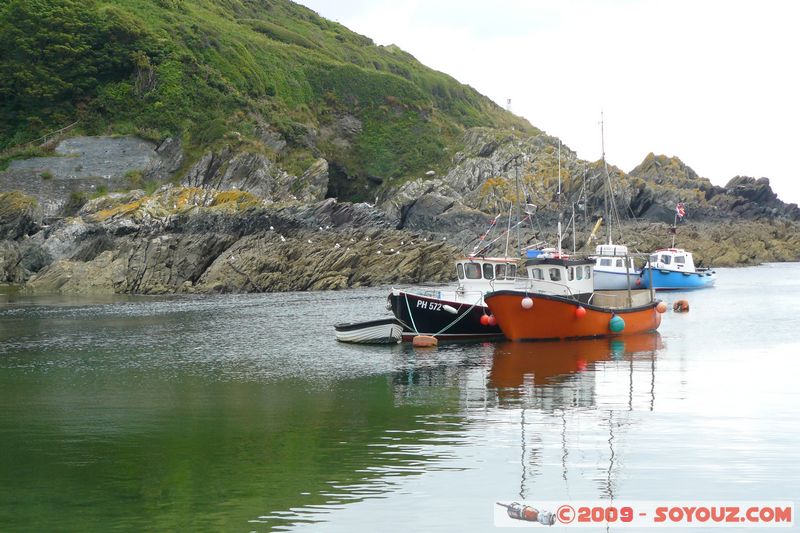 Polperro - Harbour
Polperro, Cornwall, England, United Kingdom
Mots-clés: bateau vehicule mer