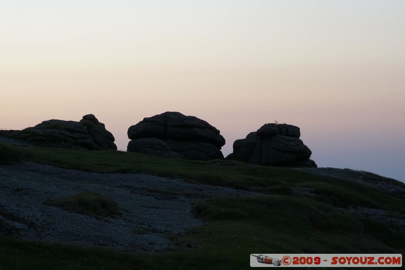 Dartmoor by Dusk - Haytor Rocks
B3387, Ilsington, Devon TQ13 7, UK
Mots-clés: sunset