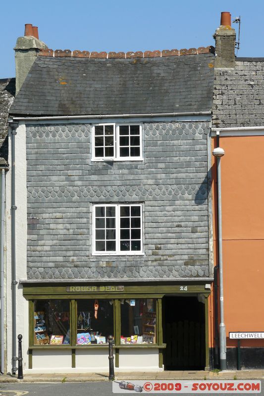 Totnes - Leechwell street
