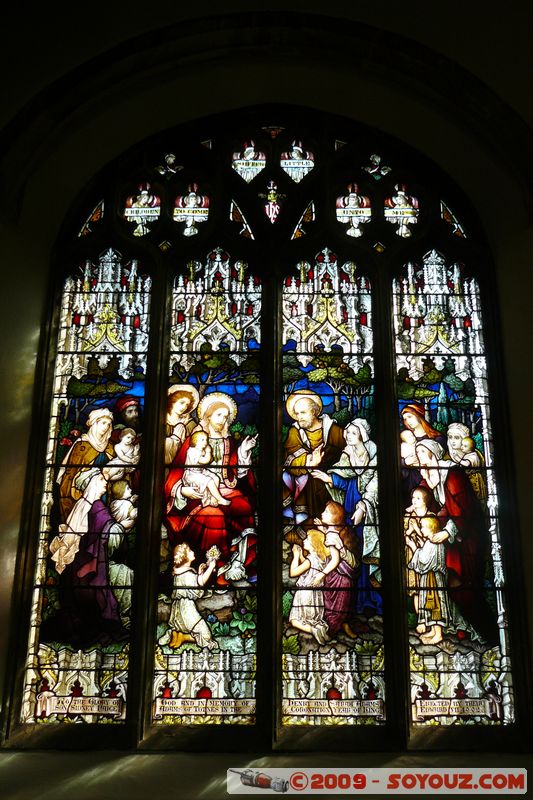 Totnes - St Mary's Church - stained glass
Mots-clés: Eglise Vitrail