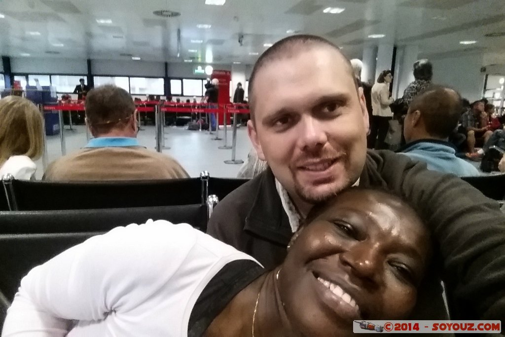 Aeroport Cointrin - Depart pour notre voyage de Noce!
Mots-clés: Canton de Genève CHE Cointrin Genève geo:lat=46.23232935 geo:lon=6.10892415 geotagged Suisse