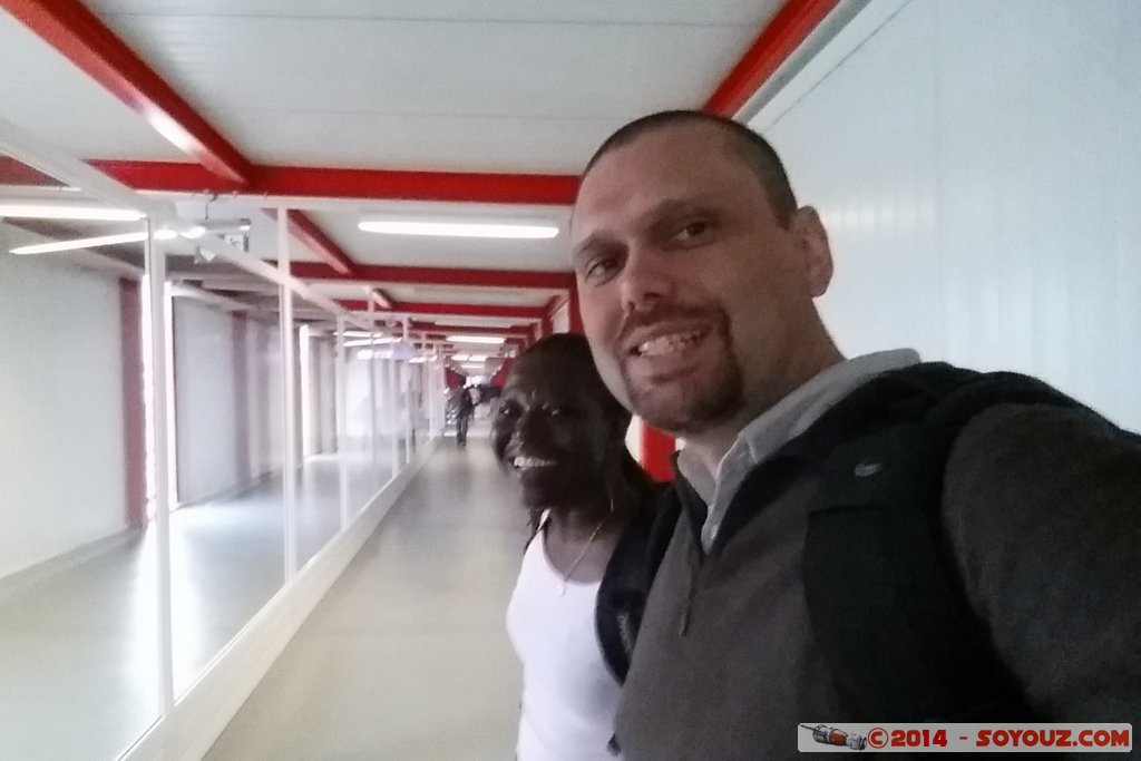 Aeroport Cointrin - Depart pour notre voyage de Noce!
Mots-clés: Canton de Genève CHE Cointrin Genève geo:lat=46.23221851 geo:lon=6.10915057 geotagged Suisse