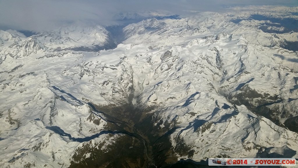 Fly Dubai/Geneve - Italia
Mots-clés: Extrepieraz geo:lat=45.77278050 geo:lon=7.69880725 geotagged ITA Italie Valle D'Aosta vue aerienne Montagne Neige