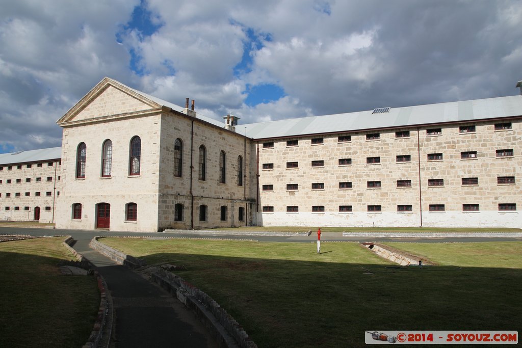 Fremantle Prison - Main Cell Block
Mots-clés: AUS Australie Fremantle Fremantle City geo:lat=-32.05542689 geo:lon=115.75323122 geotagged Western Australia Fremantle Prison Prison patrimoine unesco