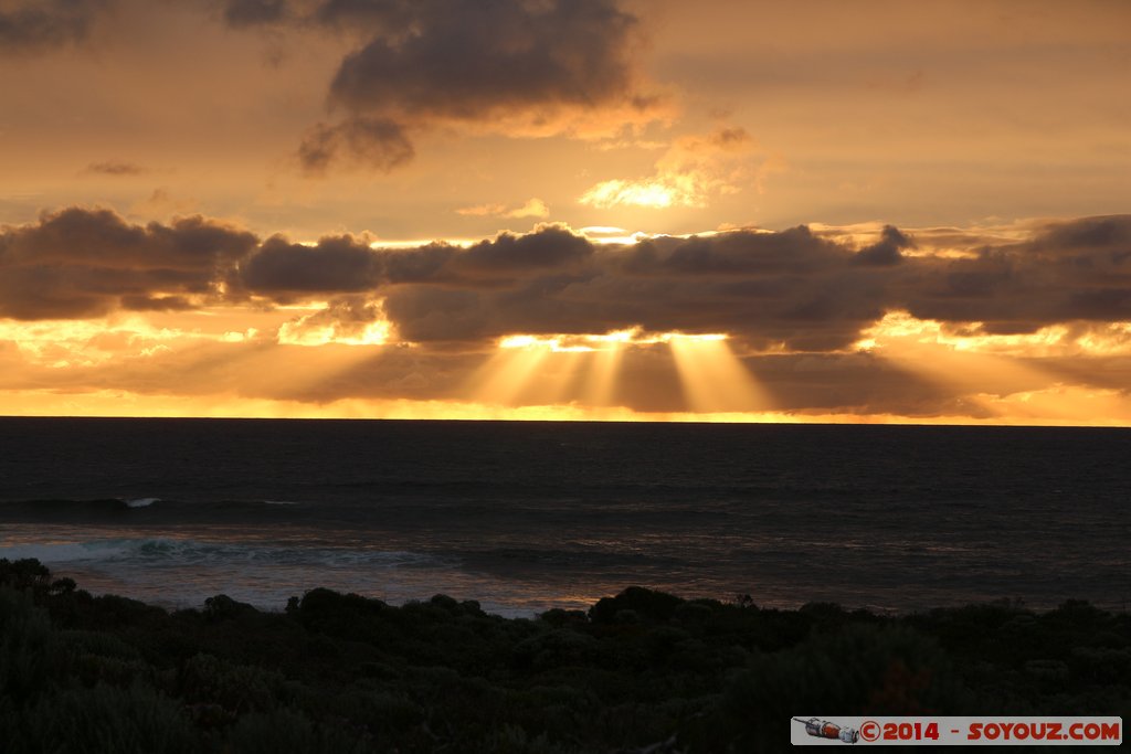Margaret River - Gnarabup Beach - Sunset
Mots-clés: AUS Australie geo:lat=-33.99167860 geo:lon=114.99020900 geotagged Gnarabup Western Australia Margaret River Gnarabup Beach sunset Lumiere