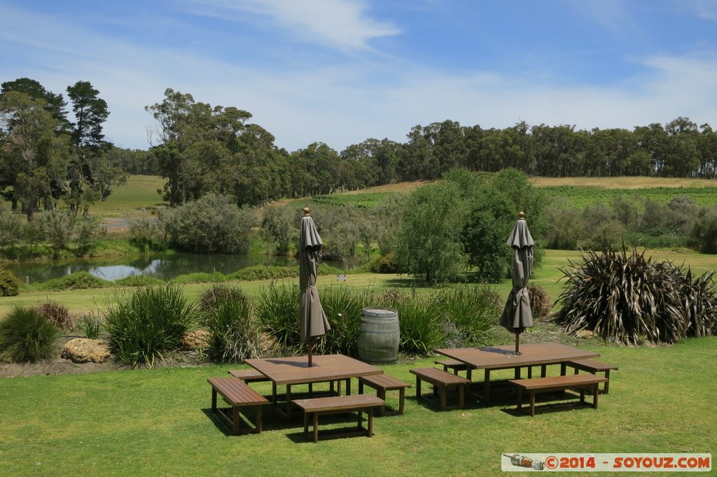 Margaret River- Cowaramup Brewing Company
Mots-clés: AUS Australie Cowaramup geo:lat=-33.83511767 geo:lon=115.13599133 geotagged Treeton Western Australia Margaret River Cowaramup Brewing Company