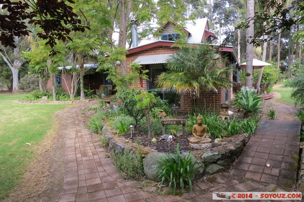 Margaret River - Burnside - At Jackie's
Mots-clés: AUS Australie Cowaramup geo:lat=-33.86773000 geo:lon=115.08553500 geotagged Western Australia Margaret River Burnside AirBnb