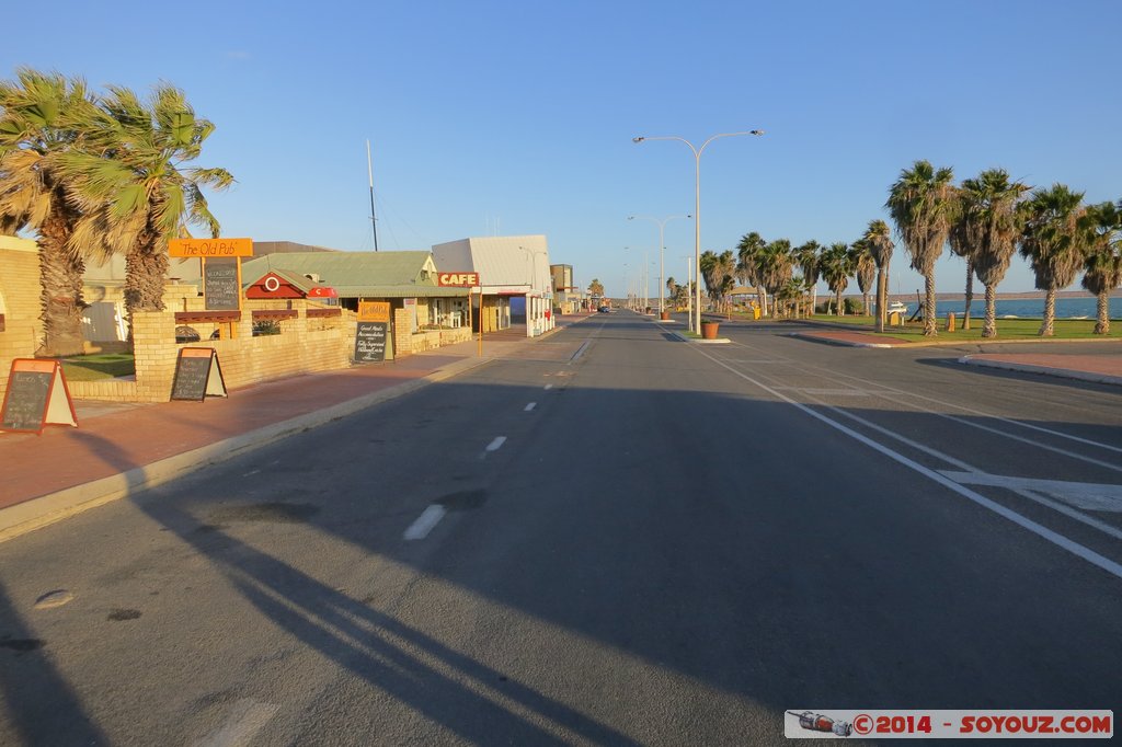 Shark Bay - Denham - Knight Terrace
Mots-clés: AUS Australie Denham geo:lat=-25.92813200 geo:lon=113.53411700 geotagged Western Australia Knight Terrace