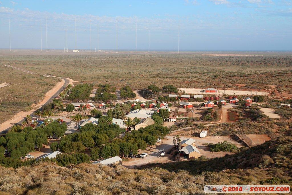 Cap Range Lighthouse - Caravan Park
Mots-clés: AUS Australie Exmouth geo:lat=-21.80762463 geo:lon=114.11140307 geotagged North West Cape Western Australia Cap Range Cap Range Lighthouse Naval Communication Station Harold E. Holt antenna paysage
