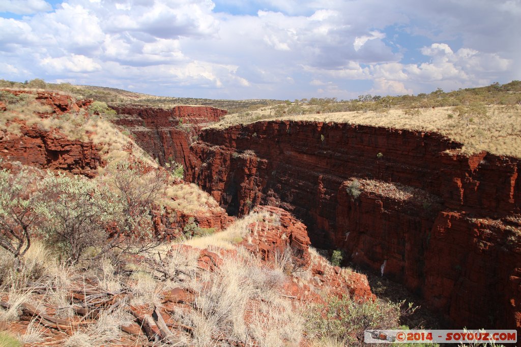 Karijini National Park - Oxer Lookout
Mots-clés: AUS Australie geo:lat=-22.36086000 geo:lon=118.28901300 geotagged Paraburdoo Western Australia Wittenoom Karijini National Park Karijini Oxer Lookout
