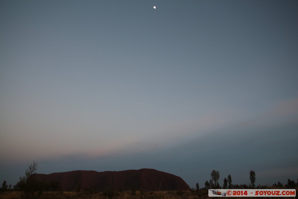 Ayers Rock / Uluru and Moon - Sunrise
Mots-clés: AUS Australie Ayers Rock geo:lat=-25.36894000 geo:lon=131.06290300 geotagged Northern Territory Uluru - Kata Tjuta National Park patrimoine unesco uluru Ayers rock sunset Lune animiste