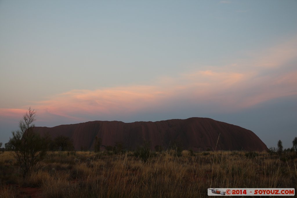 Ayers Rock / Uluru - Sunrise
Mots-clés: AUS Australie Ayers Rock geo:lat=-25.36894000 geo:lon=131.06290300 geotagged Northern Territory Uluru - Kata Tjuta National Park patrimoine unesco uluru Ayers rock sunset animiste