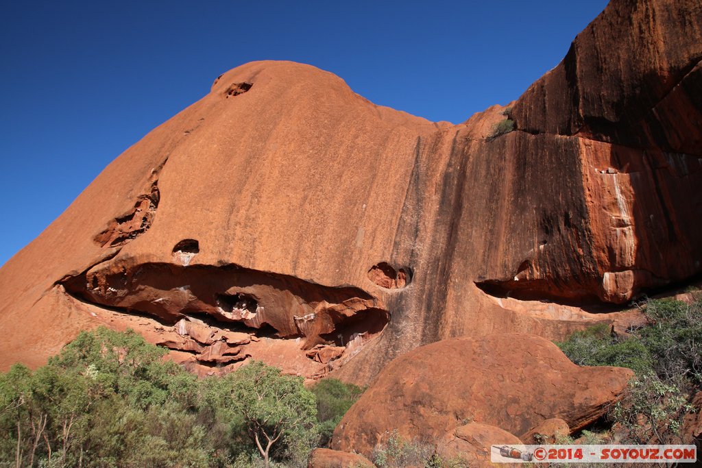Ayers Rock / Uluru - Kuniya Walk
Mots-clés: AUS Australie Ayers Rock geo:lat=-25.35359040 geo:lon=131.03305200 geotagged Northern Territory Uluru - Kata Tjuta National Park patrimoine unesco uluru Ayers rock Kuniya Walk animiste