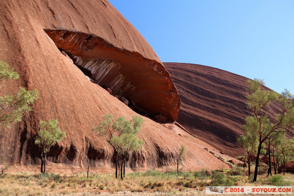 Ayers Rock / Uluru - Base Walk
Mots-clés: AUS Australie Ayers Rock geo:lat=-25.35138500 geo:lon=131.03901480 geotagged Northern Territory Uluru - Kata Tjuta National Park patrimoine unesco uluru Ayers rock Base Walk animiste