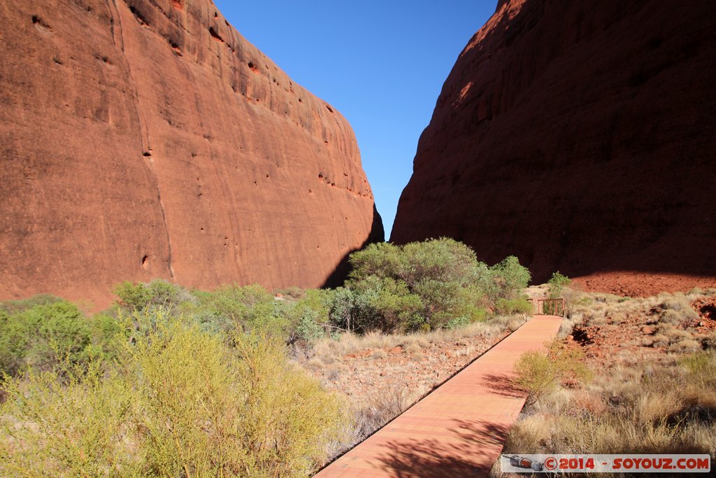 Kata Tjuta / The Olgas - Walpa Gorge
Mots-clés: AUS Australie geo:lat=-25.29888256 geo:lon=130.73230967 geotagged Northern Territory Uluru - Kata Tjuta National Park patrimoine unesco Walpa Gorge animiste