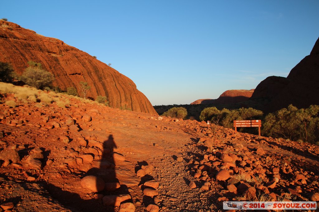 Kata Tjuta / The Olgas - Valley of the Winds - Karu Lookout
Mots-clés: AUS Australie geo:lat=-25.28611870 geo:lon=130.73628870 geotagged Northern Territory Uluru - Kata Tjuta National Park patrimoine unesco Valley of the Winds Karu Lookout animiste