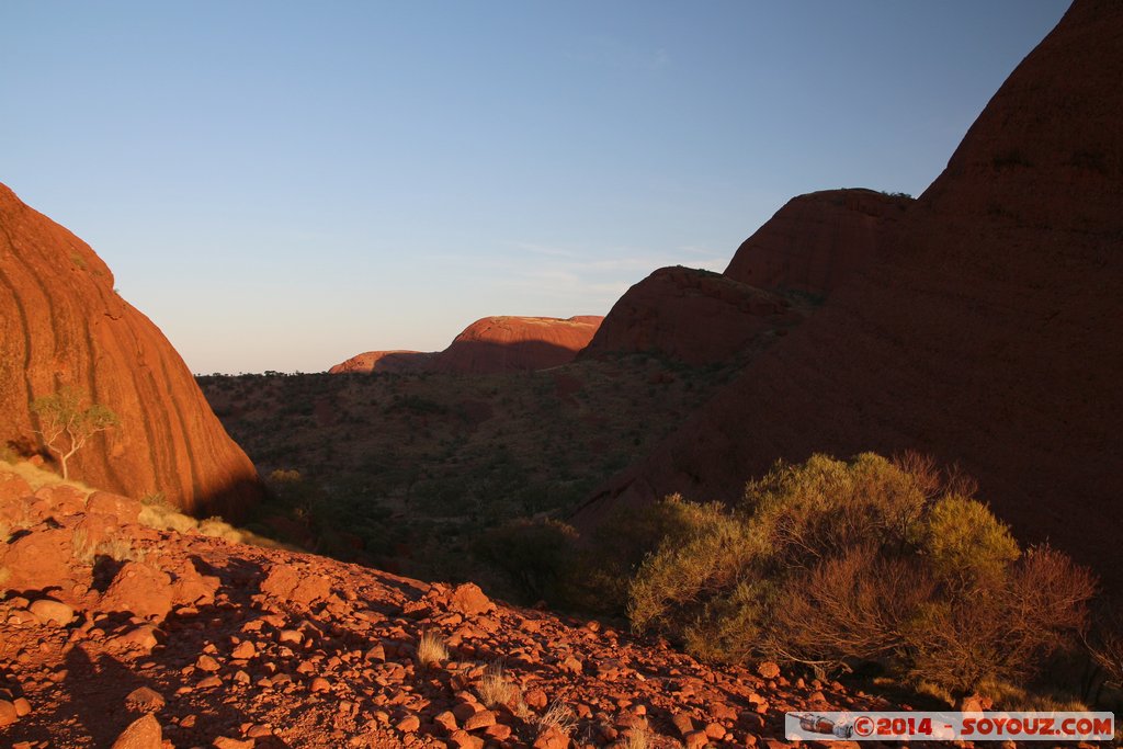 Kata Tjuta / The Olgas - Valley of the Winds - Karu Lookout
Mots-clés: AUS Australie geo:lat=-25.28616565 geo:lon=130.73634971 geotagged Northern Territory Uluru - Kata Tjuta National Park patrimoine unesco Valley of the Winds Karu Lookout animiste