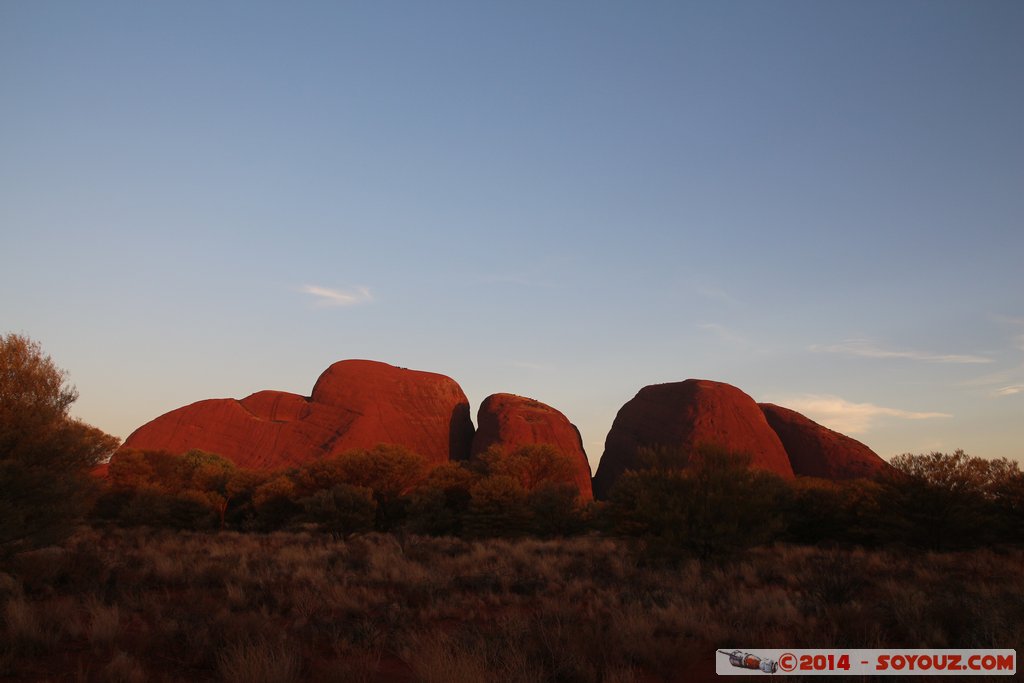Kata Tjuta / The Olgas - Sunset
Mots-clés: AUS Australie geo:lat=-25.29491884 geo:lon=130.70800837 geotagged Northern Territory Uluru - Kata Tjuta National Park patrimoine unesco sunset animiste