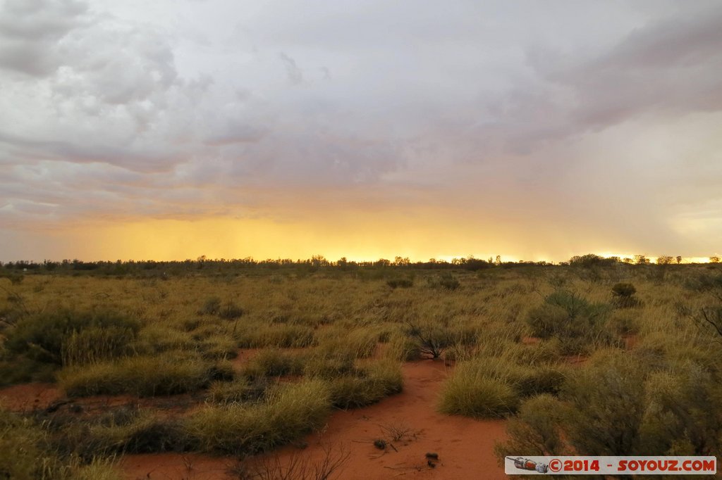 Ayers Rock / Uluru - Stormy Sunset
Mots-clés: AUS Australie Ayers Rock geo:lat=-25.33675970 geo:lon=131.00528151 geotagged Northern Territory Uluru - Kata Tjuta National Park patrimoine unesco uluru Ayers rock sunset Lumiere