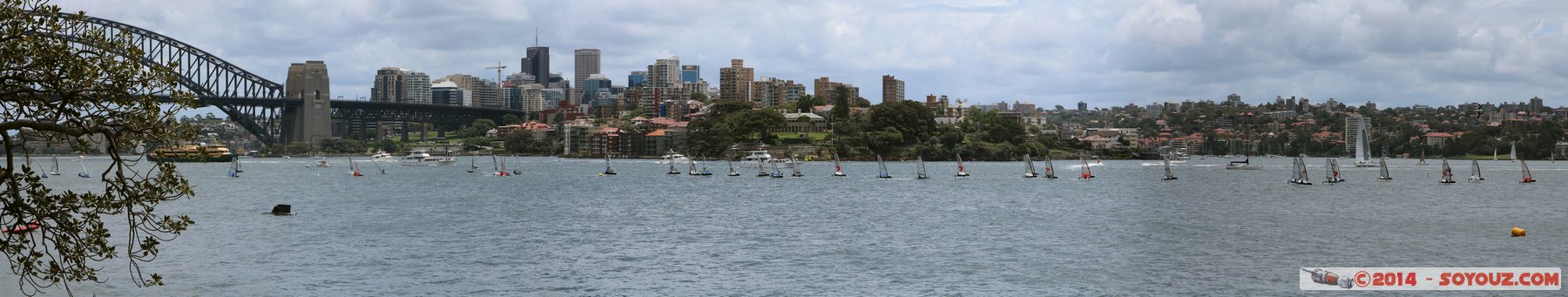 Sydney - Harbour Bridge from Royal Botanic Gardens - Panorama
Stitched Panorama
Mots-clés: AUS Australie Bondi Junction Garden Island geo:lat=-33.85933095 geo:lon=151.22219822 geotagged New South Wales Sydney Parc Harbour Bridge Pont panorama