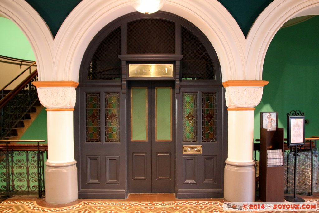 Sydney CBD - Queen Victoria Building (QVB)
Mots-clés: AUS Australie geo:lat=-33.87167382 geo:lon=151.20672494 geotagged New South Wales Royal Exchange Sydney QVB CBD