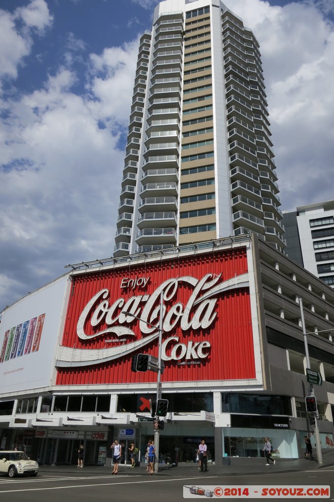 Sydney - Kings Cross - Coca-Cola sign
Mots-clés: AUS Australie geo:lat=-33.87546583 geo:lon=151.22186917 geotagged Kings Cross New South Wales Sydney pub