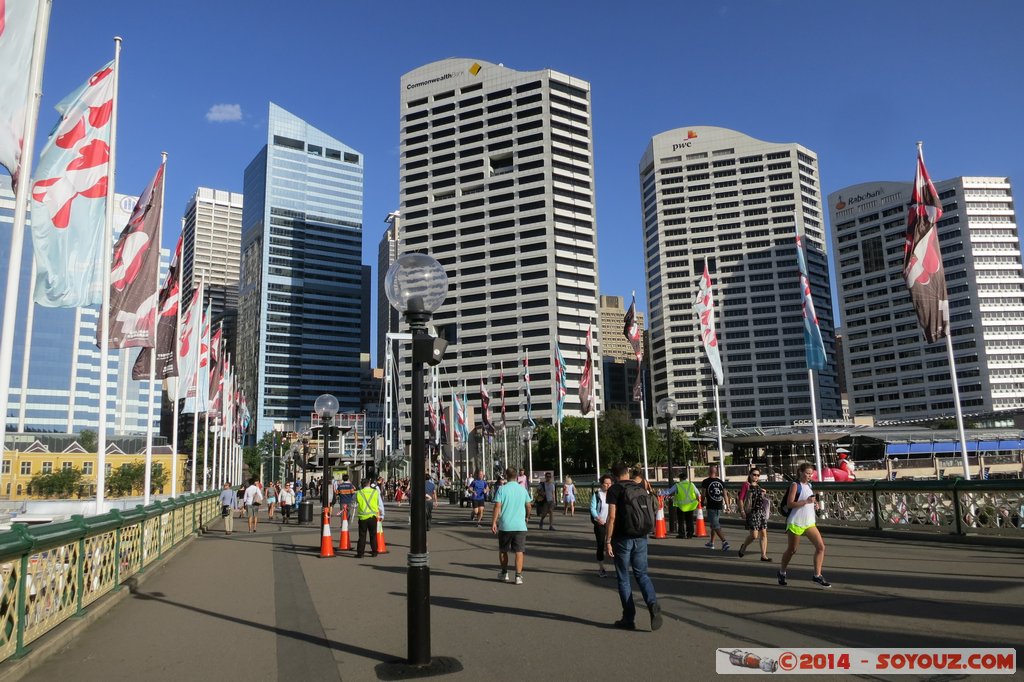 Sydney - Darling Harbour - Pyrmont footbridge
Mots-clés: AUS Australie Darling Harbour geo:lat=-33.87068500 geo:lon=151.20149500 geotagged New South Wales Sydney Pont Pyrmont footbridge