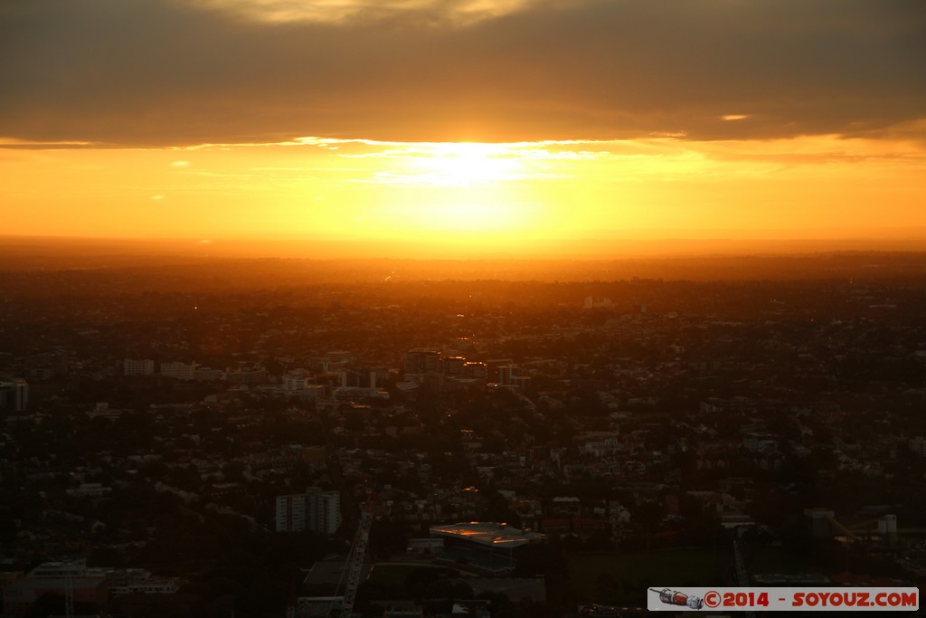 Sunset from Sydney Tower
Mots-clés: AUS Australie geo:lat=-33.87061932 geo:lon=151.20903566 geotagged New South Wales Sydney Sydney Tower sunset