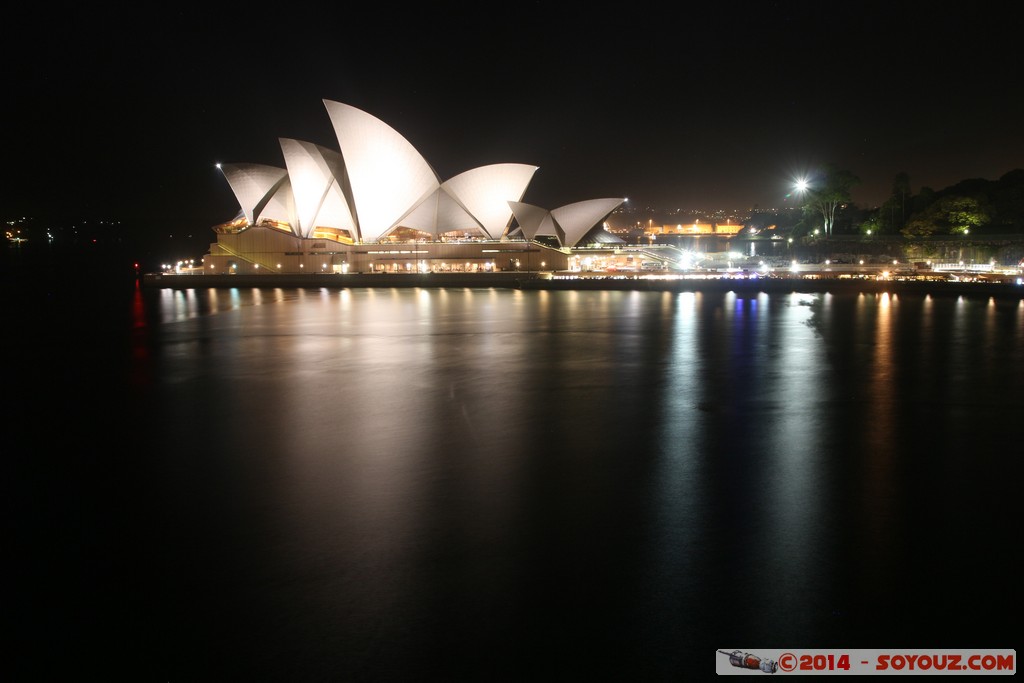 Sydney by Night - Circular quay - Opera House
Mots-clés: AUS Australie geo:lat=-33.85741088 geo:lon=151.21034324 geotagged New South Wales Sydney Nuit Circular quay Opera House patrimoine unesco Lumiere