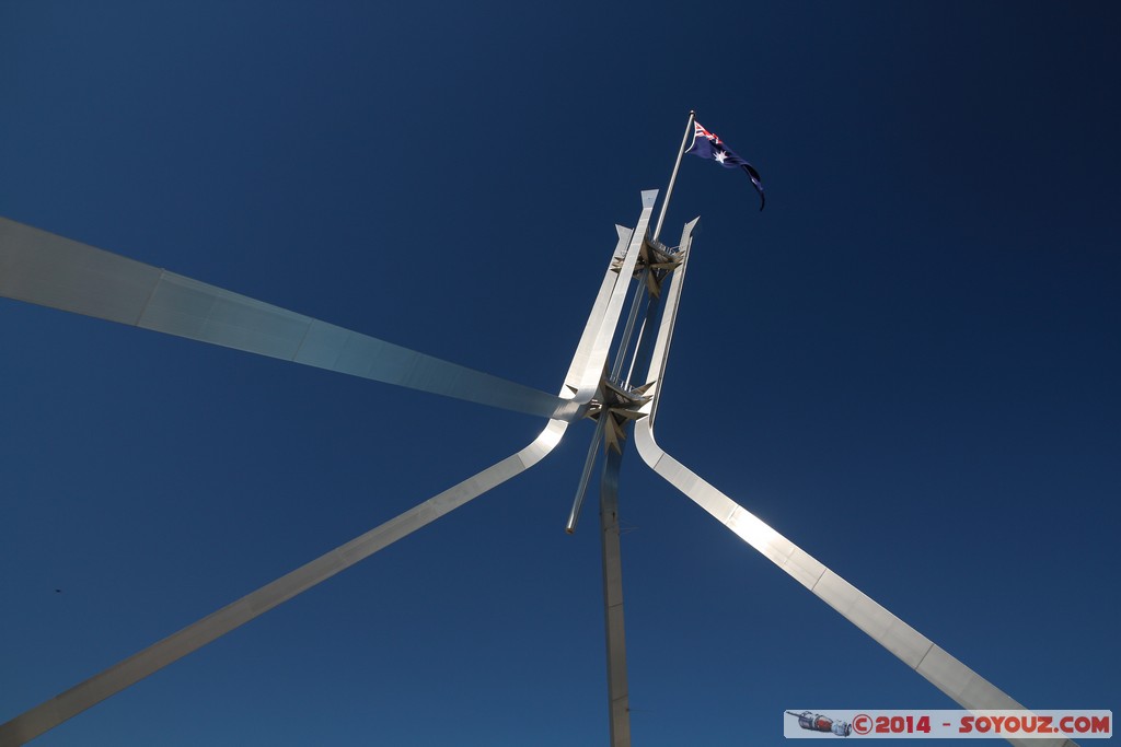 Canberra - Parliament House - Australian Flag
Mots-clés: AUS Australian Capital Territory Australie Capital Hill geo:lat=-35.30836354 geo:lon=149.12408500 geotagged Parliament House Drapeau